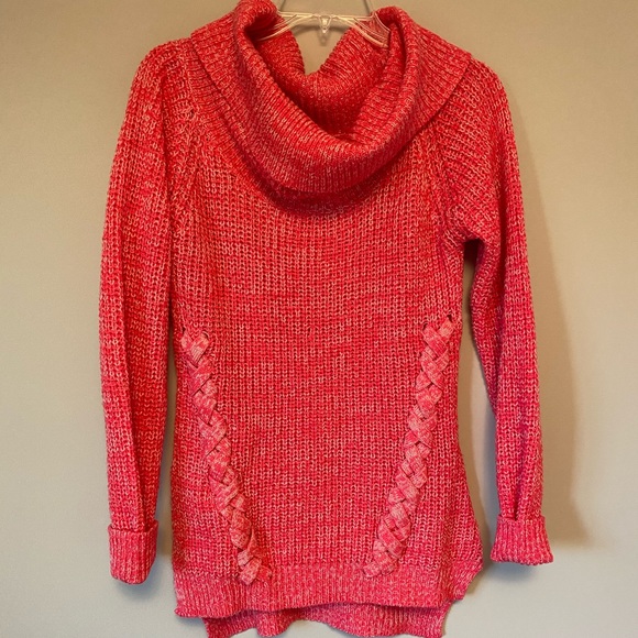 Sweater - Picture 1 of 4